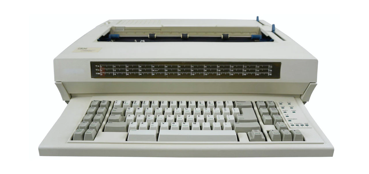 A picture of the IBM Wheelwriter 1500 Front