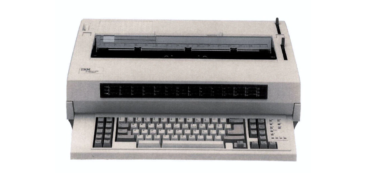 A picture of the IBM Wheelwriter 3000 Front
